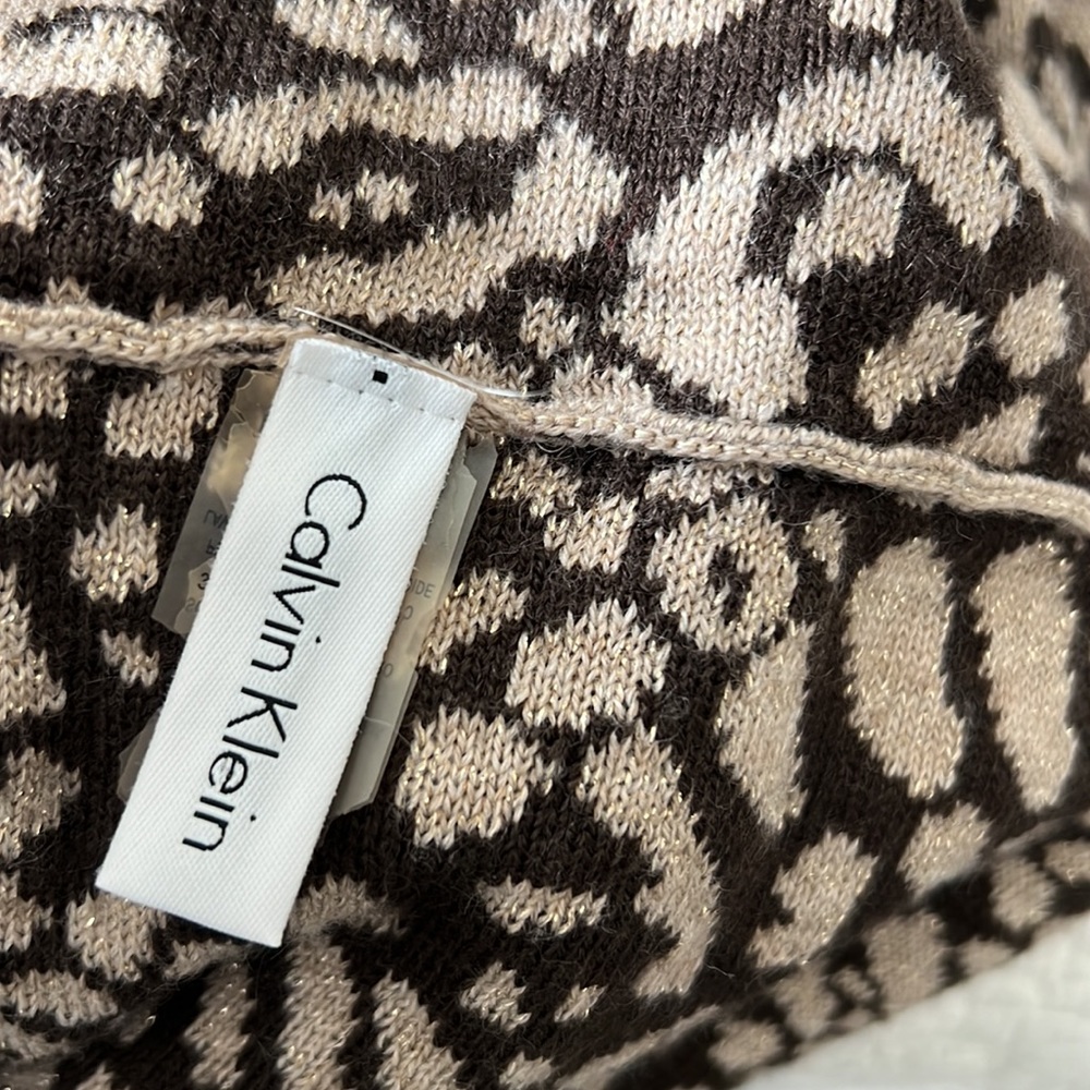 Calvin Klein Infinity Scarf - Animal Print (OS) - Picture 3 of 4